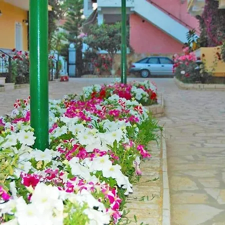 Hotel Lemon Grove And Kavos